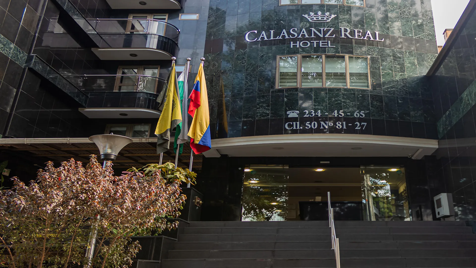 Hotel Calasanz Real 메딜린