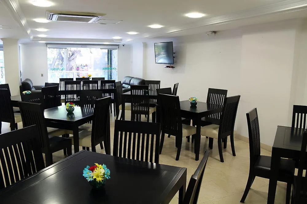 Hotel Calasanz Real 메딜린 3*,  콜롬비아