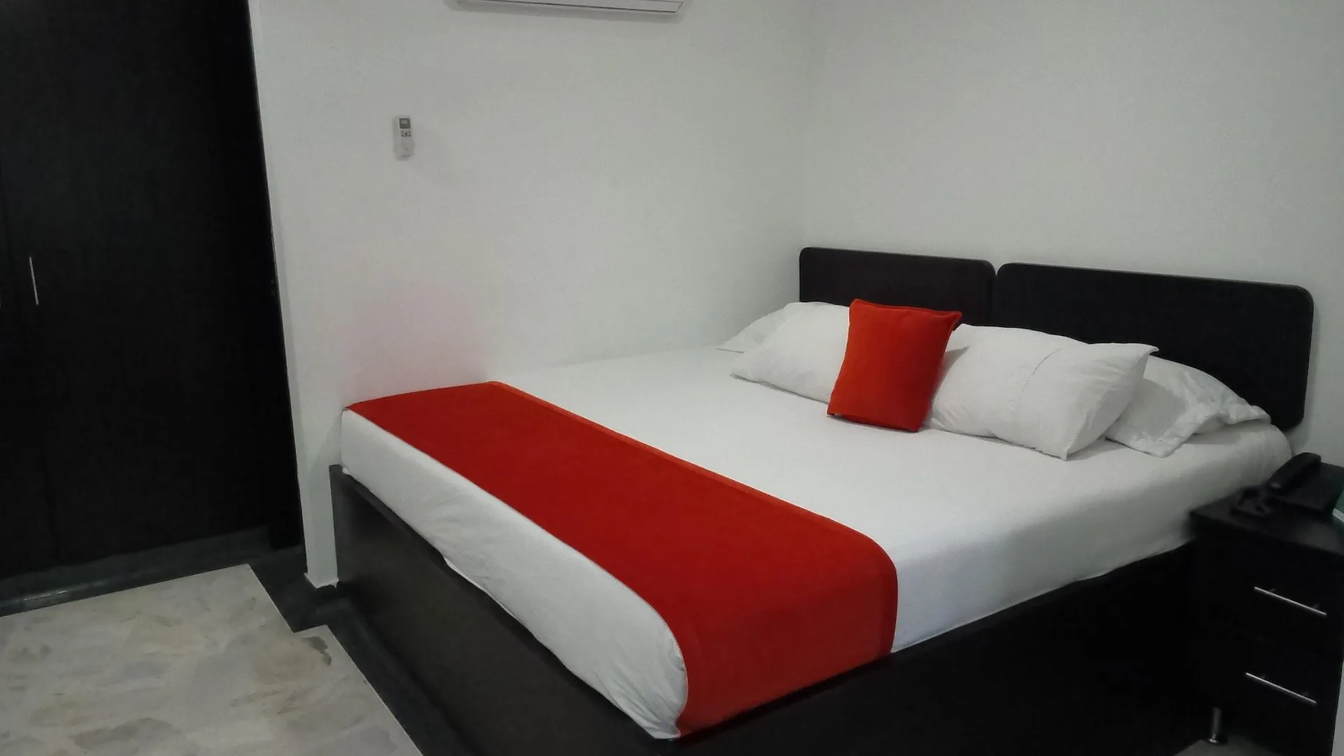 Hotel Calasanz Real Medellín 3*,  Colombia