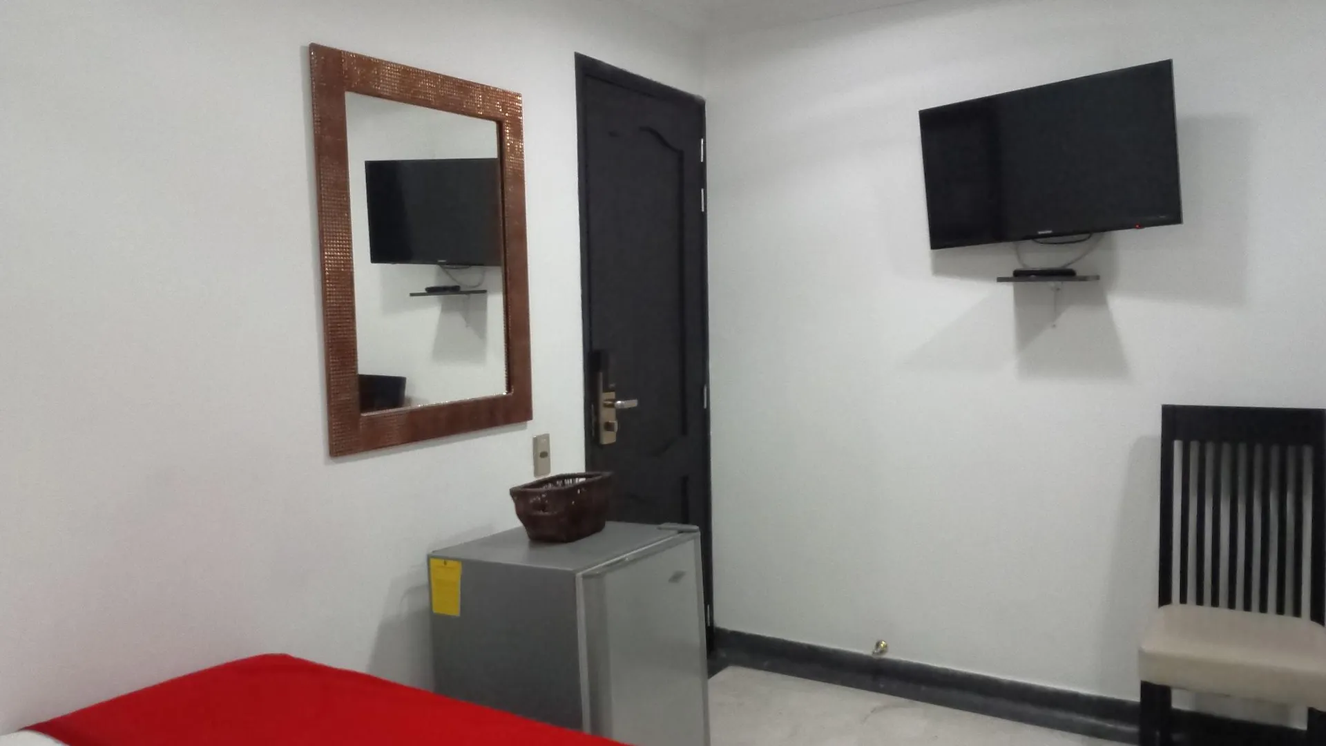 Hotel Calasanz Real Medellin 3*,