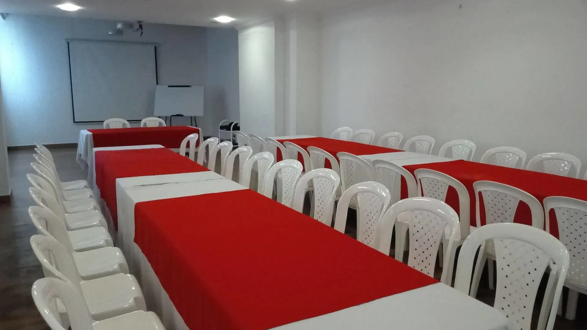 Hotel Calasanz Real Medellin