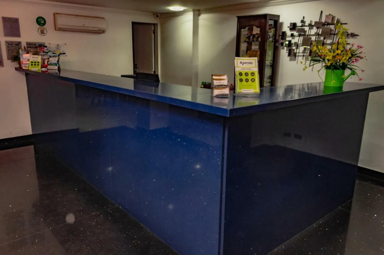 מדיין Hotel Calasanz Real